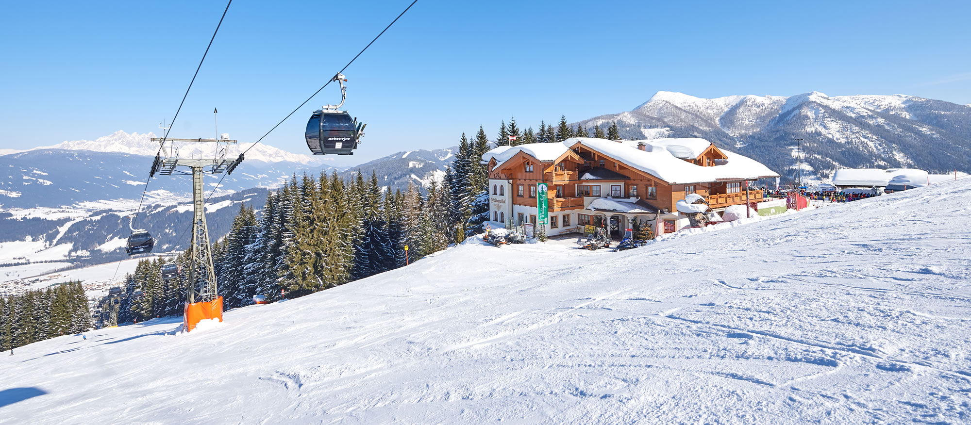 Hotel Waldgasthof direkt an der Skipiste in Flachau