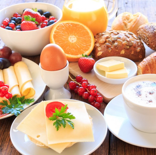 Frühstück im Waldgasthof (Beispielbild) © Shutterstock.com