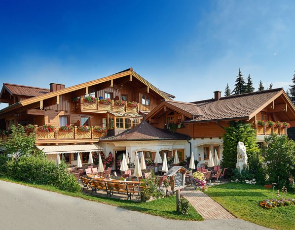 Große Sonnenterrasse